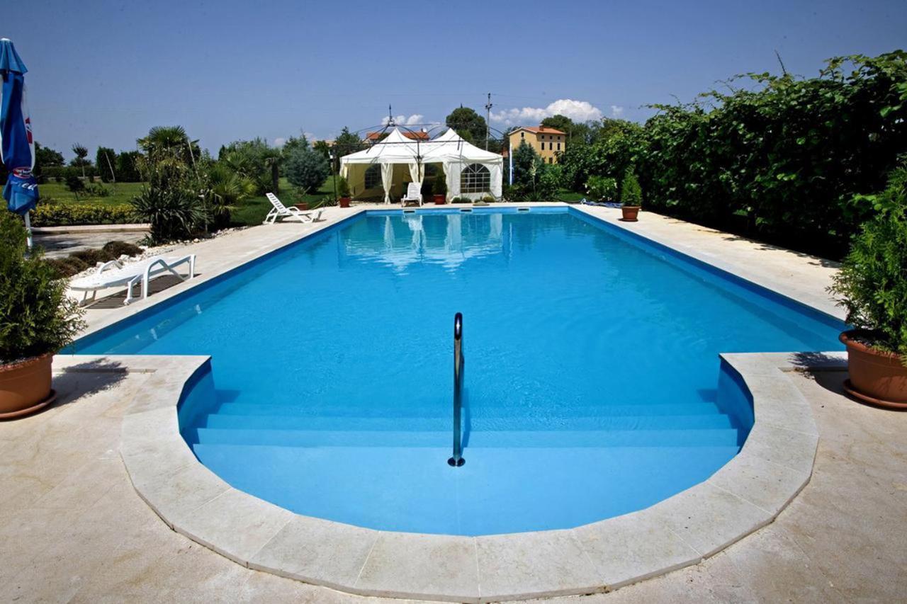 Apartments Aurelia Nova Vas  Dış mekan fotoğraf
