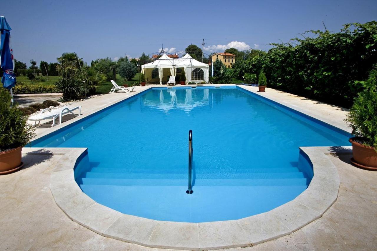 Apartments Aurelia Nova Vas  Dış mekan fotoğraf